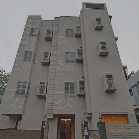 Super Townhouse Hotel All In One Near City Centre Salt Lake Salt Lake City Kültér fotó