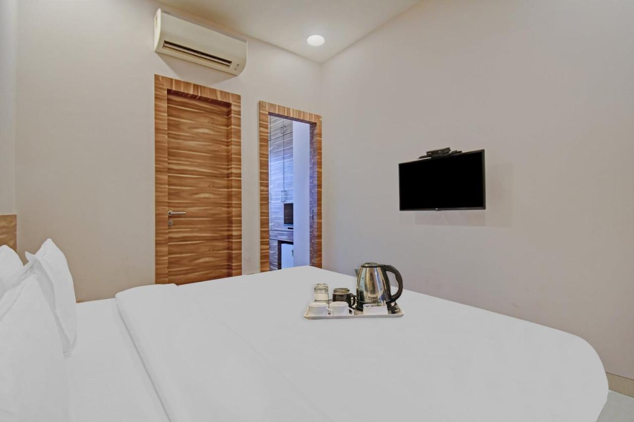 Super Townhouse Hotel All In One Near City Centre Salt Lake Salt Lake City Kültér fotó