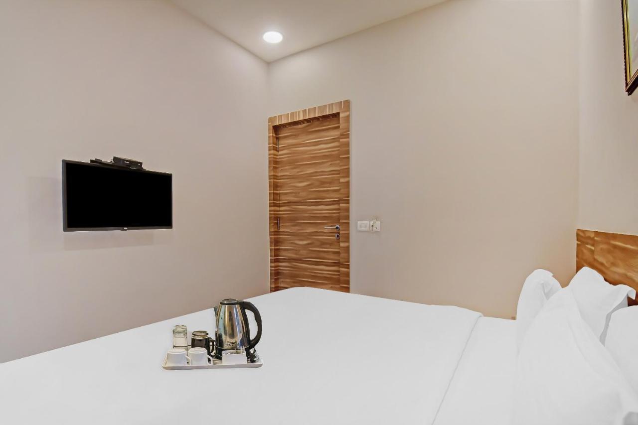 Super Townhouse Hotel All In One Near City Centre Salt Lake Salt Lake City Kültér fotó